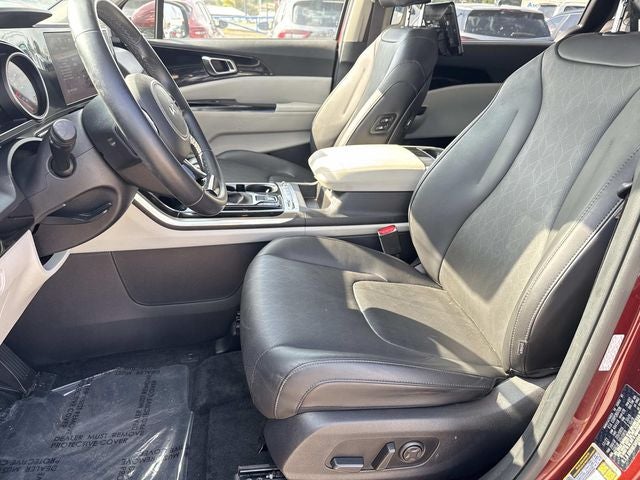 2022 Kia Carnival SX
