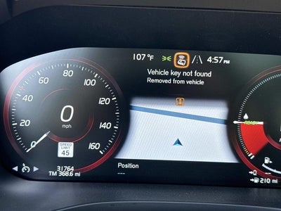 2021 Volvo XC60 Recharge Plug-In Hybrid T8 R-Design
