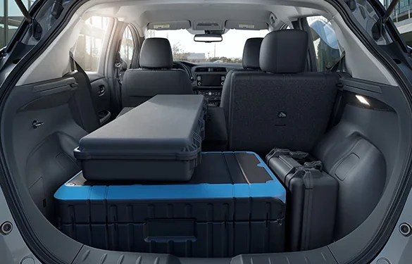 203 Nissan LEAF DESIGN